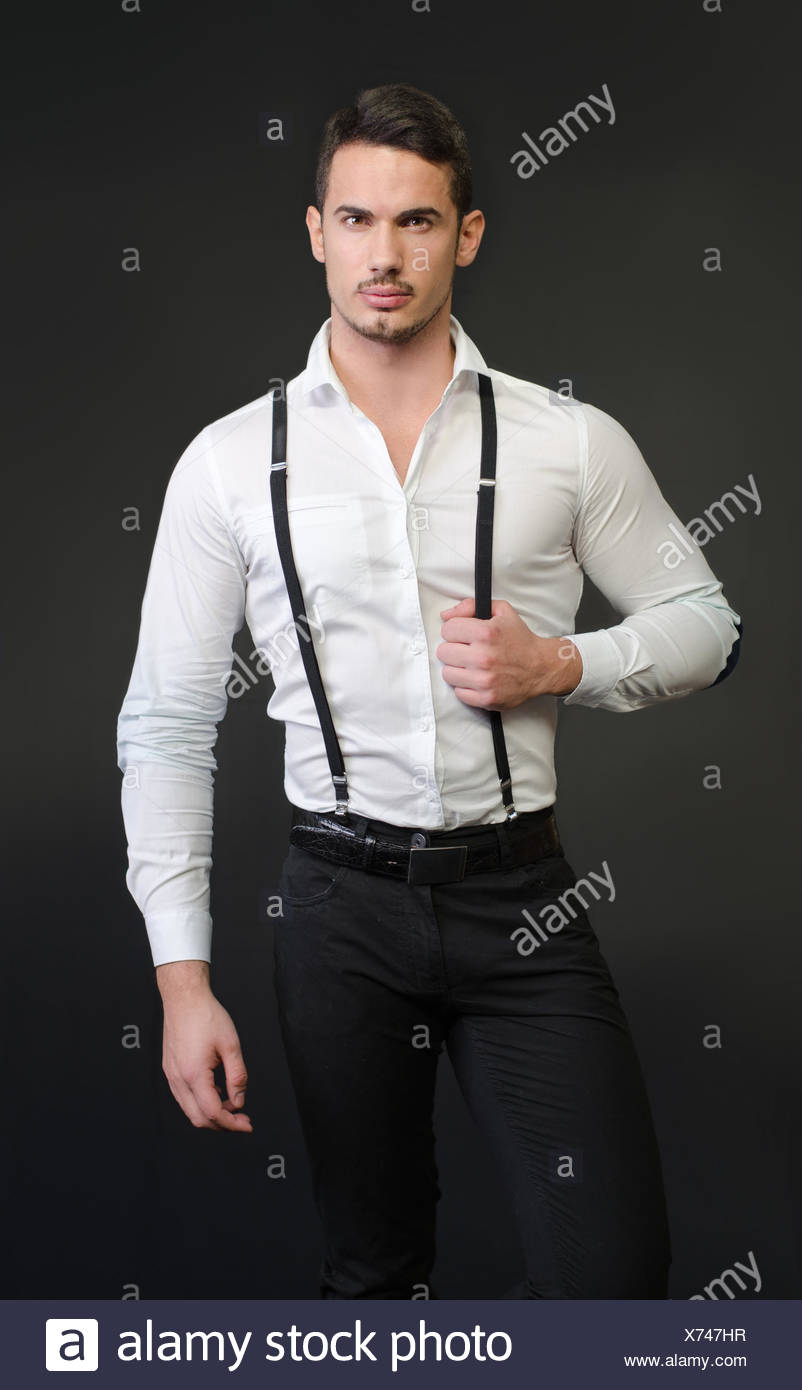 camisa blanca con tirantes