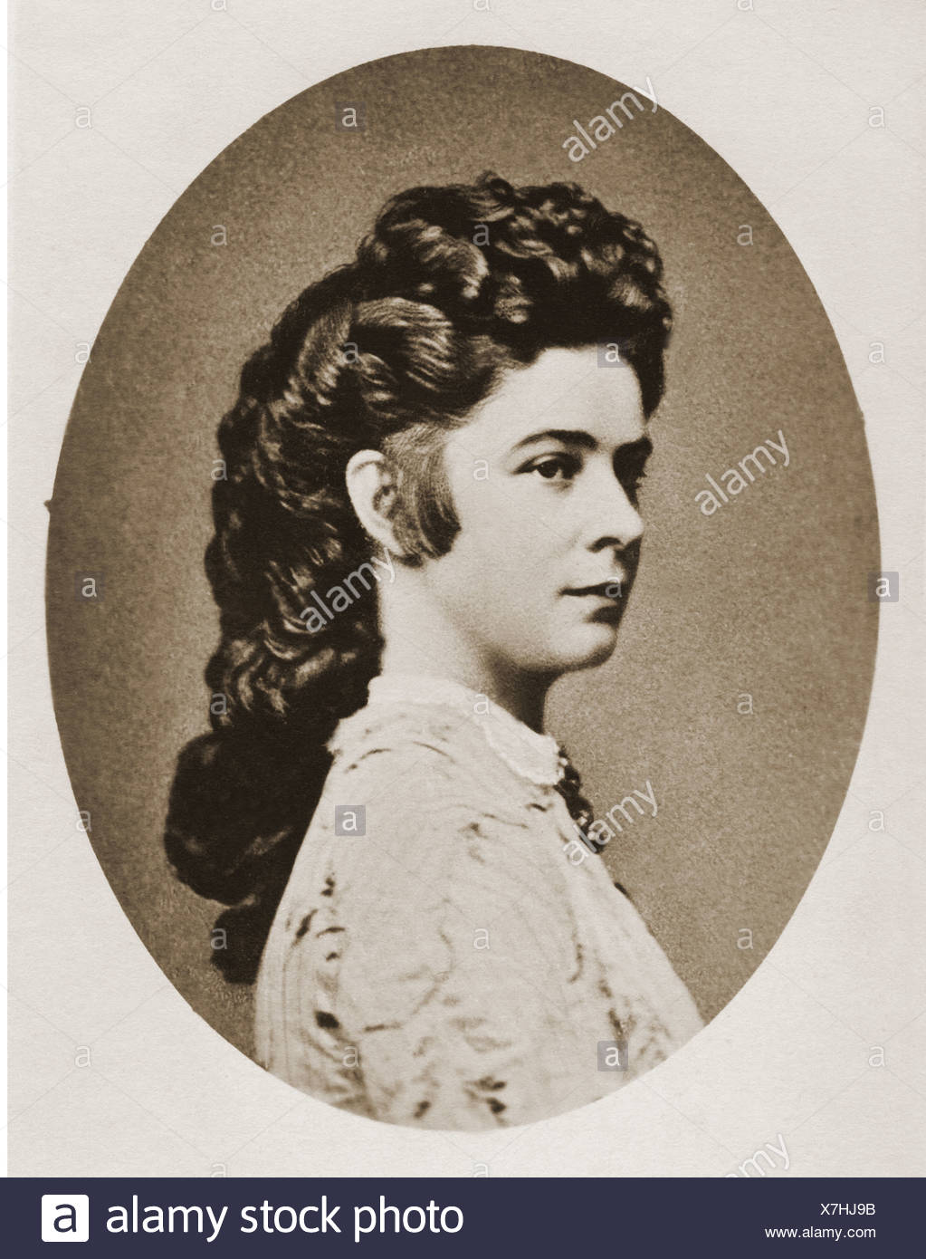 SISSI Y FRANCISCO JOSÉ Elisabeth-amalie-isi-25-12-1837-9-9-1898-emperatriz-de-austria-24-4-1854-9-9-1898-retrato-despues-de-la-fotografia-de-ludwig-angerer-viena-1864-casa-de-wittelsbach-princesa-de-baviera-archiduquesa-reina-de-hungria-monarquia-dual-austria-hungria-habsburg-lorena-habsburgo-lorena-siglo-xix-mujer-mujer-mujer-pueblo-x7hj9b