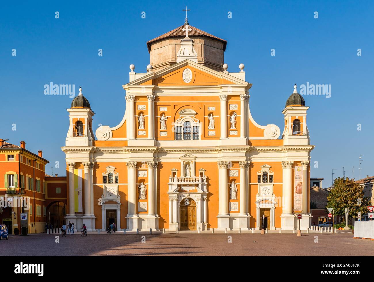 Cathédrale, Basilique Santa Maria Assunta et la Piazza dei Martiri, Carpi, Province de Modène, en Émilie-Romagne, Italie Banque D'Images