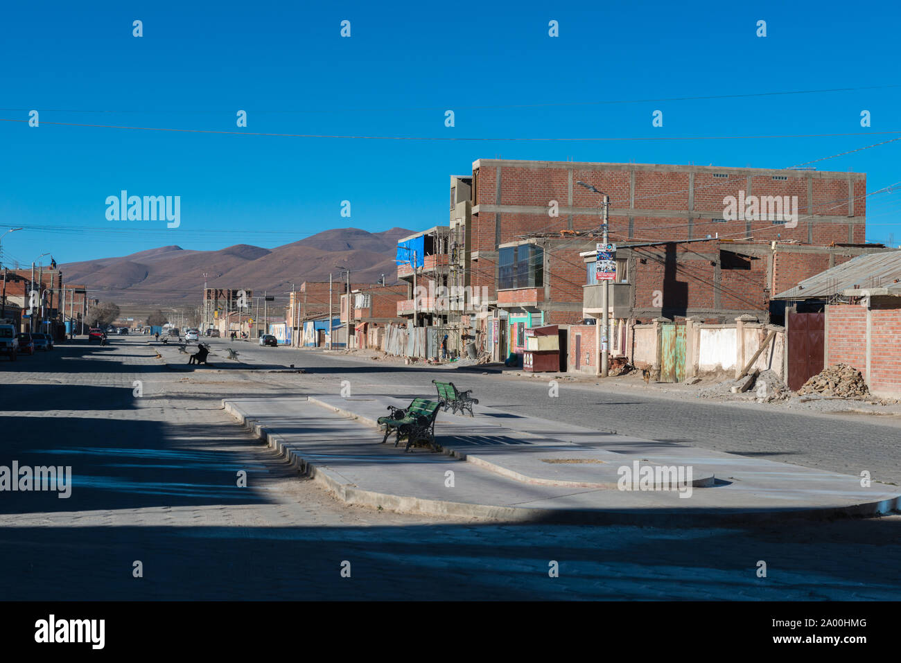 Rue de la ville d'Uyuni, 3660m au-dessus du niveau de la mer, district Potosi, Bolivie, Amérique Latine Banque D'Images