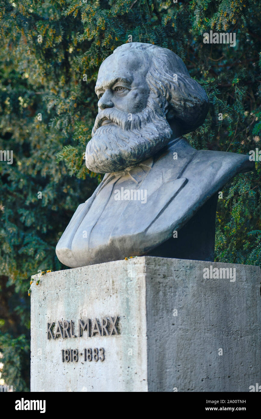 La Karl-Marx-Denkmal, Strausberger Platz, Friedrichshain, Berlin, Deutschland Banque D'Images