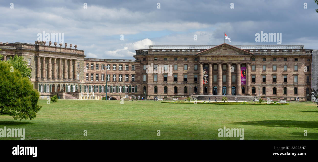 Kassel, Allemagne - 2 juillet 2019 : palais de Le parc Bergpark Wilhelmshöhe à Kassel en Allemagne Banque D'Images