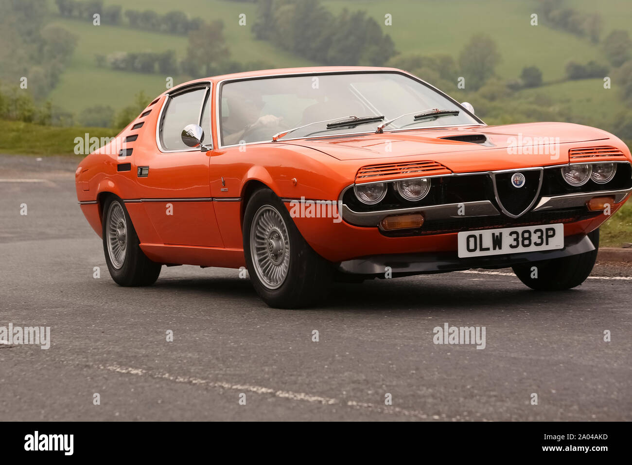 Alfa Romeo Montréal supercar virage Banque D'Images