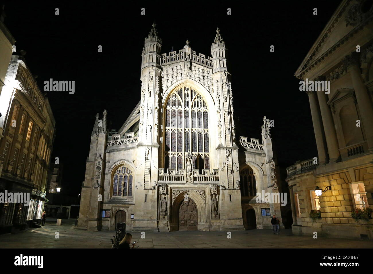 L'Abbaye de Bath la nuit du cimetière, l'abbaye de Bath, Somerset, Angleterre, Grande-Bretagne, Royaume-Uni, UK, Europe Banque D'Images