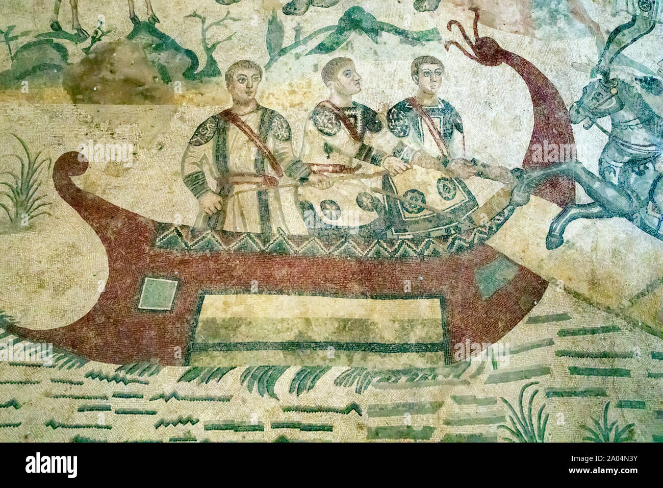 Sur le navire de recherche de grande mosaïque de Piazza Armerina, Sicile Banque D'Images