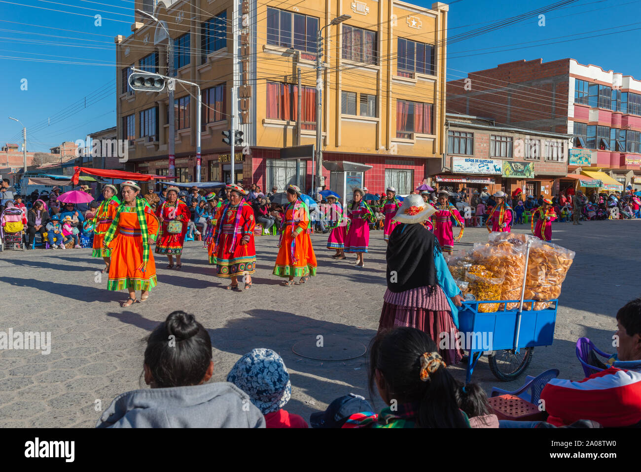 Festival annuel honorant la Vierge Urkupiña, Uyuni, Potosi, Bolivie, district de l'Amérique latine Banque D'Images