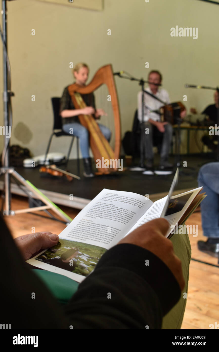 Festival des maîtres des traditions 2019 à Bantry. Concert secret avec Dermot Byrne. Banque D'Images