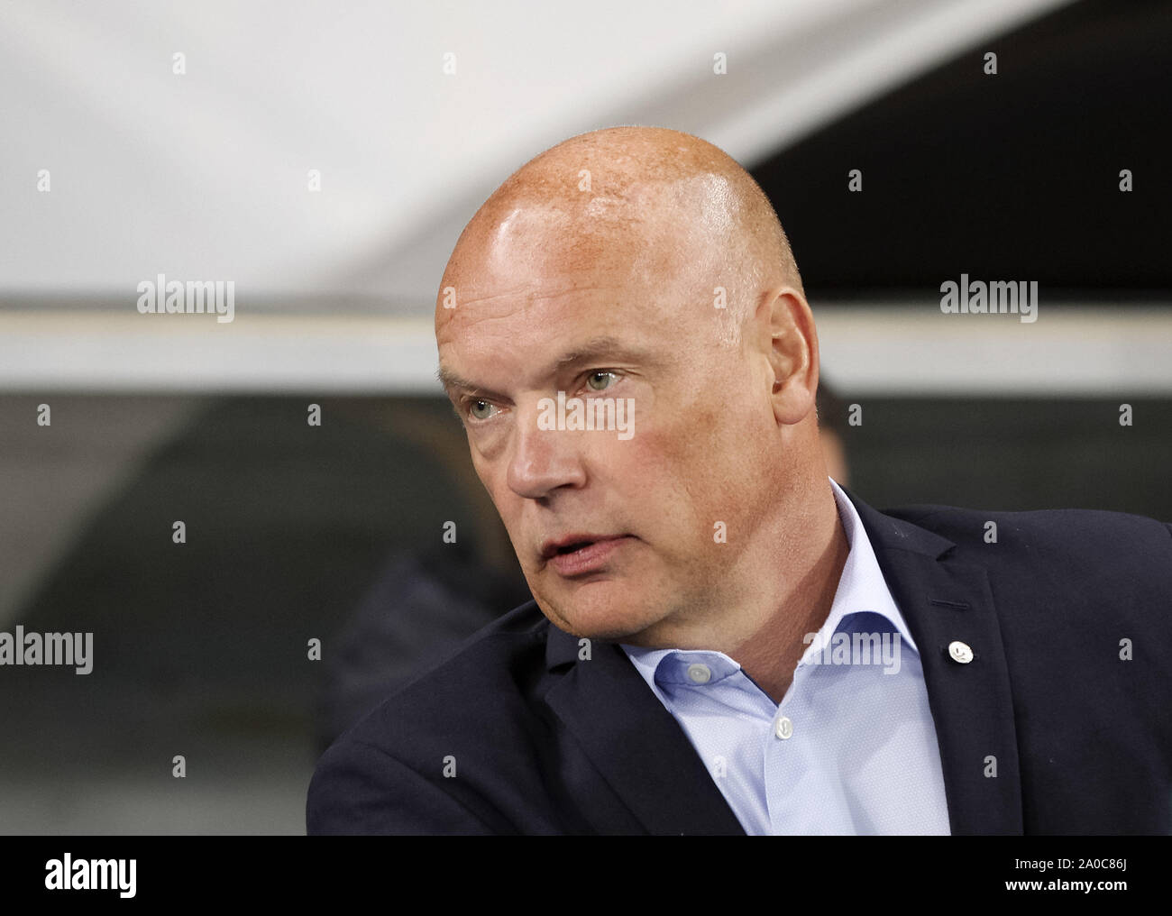Kiev, Ukraine. 19 Sep, 2019. UWE ROSLER, entraîneur-chef de Malmö FF, réagit avant l'UEFA Europa League - Saison 2019-2020 phase groupe match de football entre Malmö FF et Dynamo Kiev, au stade Olimpiyskiy à Kiev, Ukraine, le 19 septembre 2019. Crédit : Serg Glovny/ZUMA/Alamy Fil Live News Banque D'Images