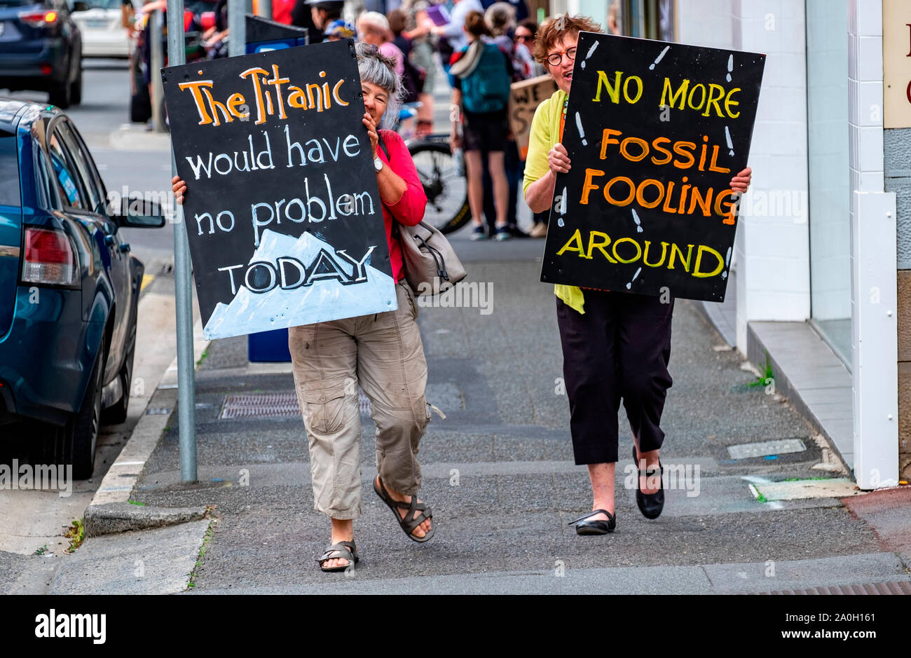 Plus de 20 000 personnes, parents et enfants ont participé à la grève du climat des écoles à l'extérieur du Parlement à Hobart, Tasmanie Vendredi 20 Septembre Banque D'Images