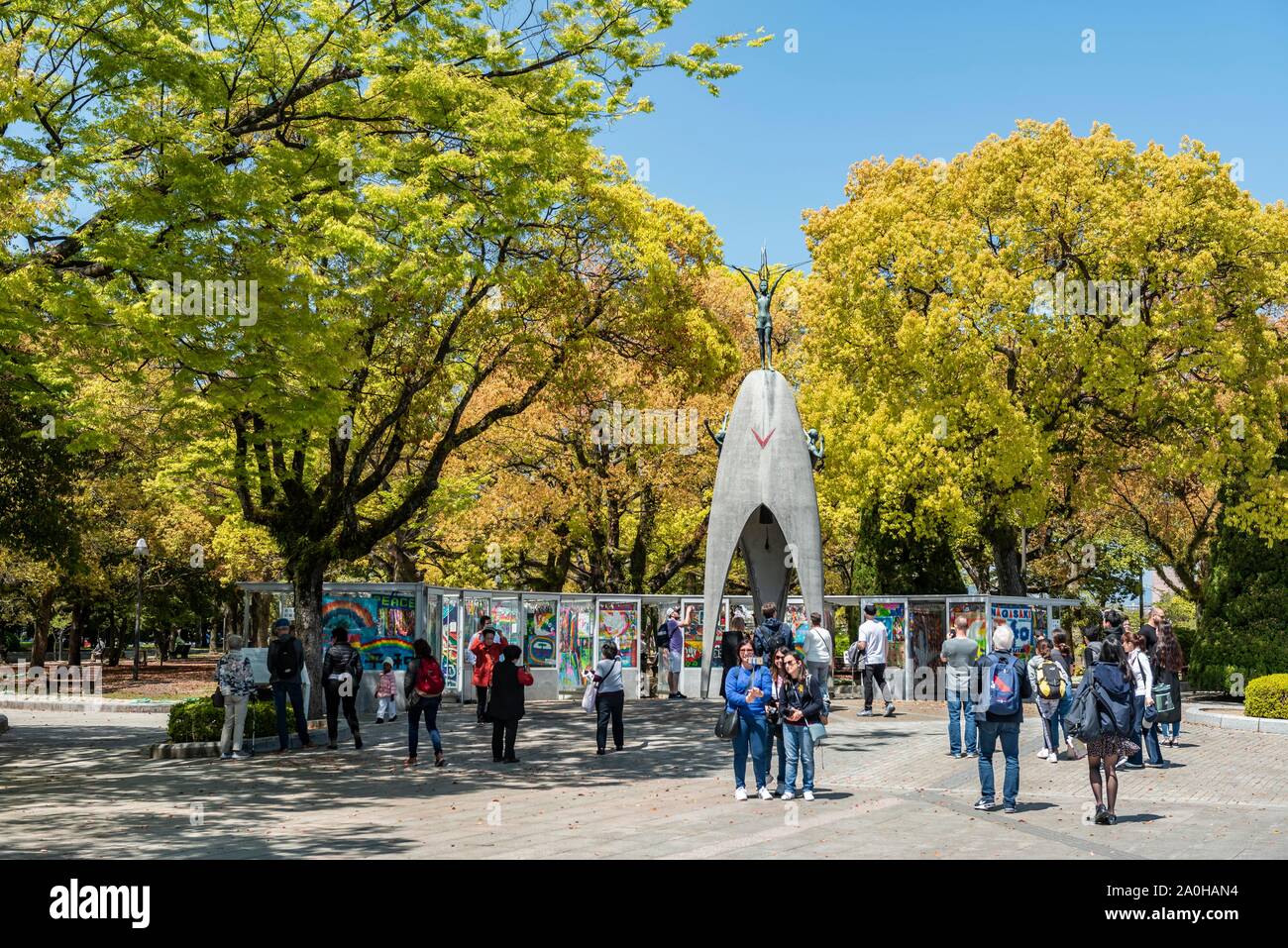 Monument de la paix des enfants, Children's Peace Monument, Hiroshima Peace Park, parc de la paix, Hiroshima, Japon Banque D'Images