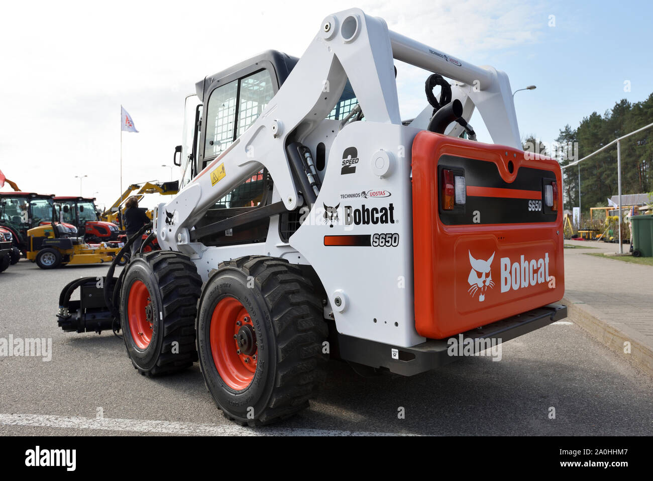 Vilnius, Lituanie - 25 avril : Bobcat véhicule d'équipement lourd et le logo le 25 avril 2019 à Vilnius en Lituanie. Bobcat Company est un Américain-base Banque D'Images