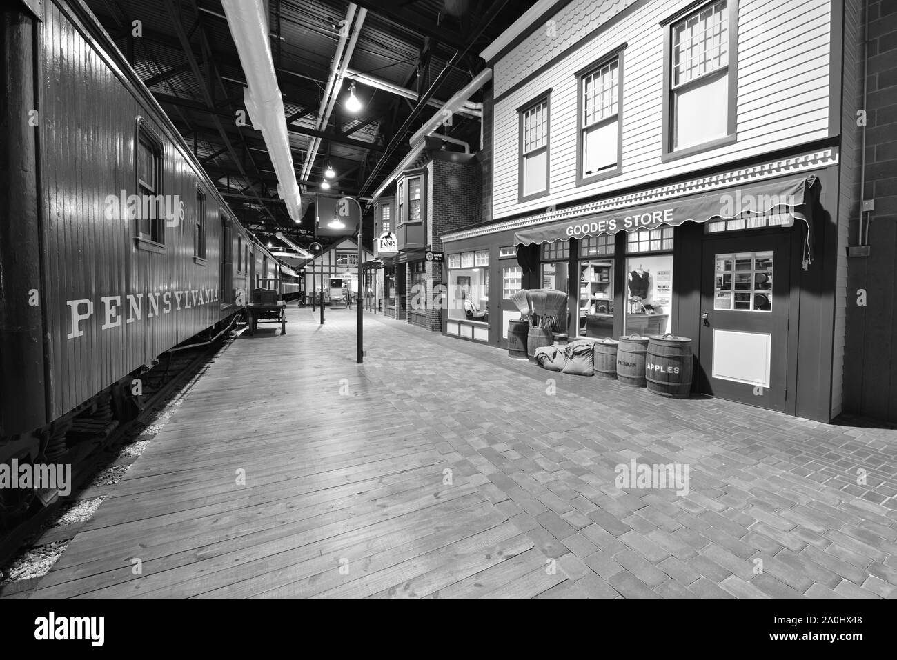 Une scène de rue de la station à un railroad museum Banque D'Images