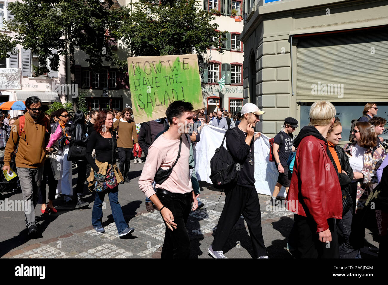 Les jeunes de la ville de Bâle, Suisse, protester et exiger une action contre le changement climatique Banque D'Images