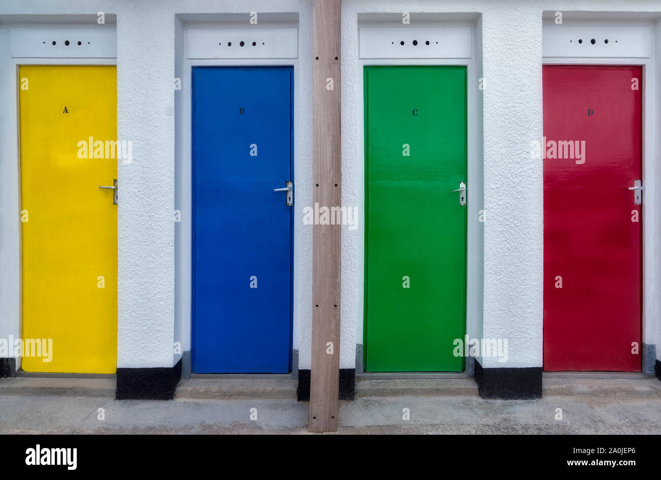 Portes colorées à St Ives. Cornwall, Angleterre. Banque D'Images