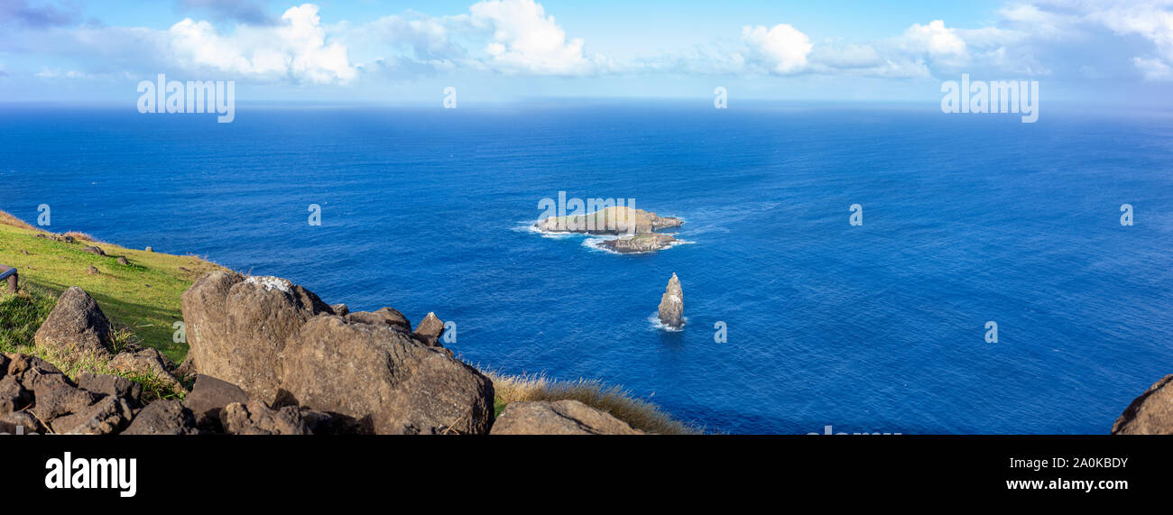 L'île de Pâques, Rapa Nui. Orongo Villadge de cérémonie sur le volcan Rano Kau Banque D'Images