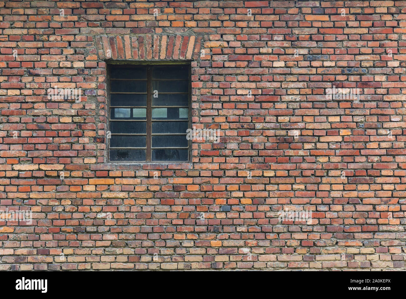Fenêtre et brique d'ombre à Camp de concentration d'Auschwitz et le camp de la mort Banque D'Images
