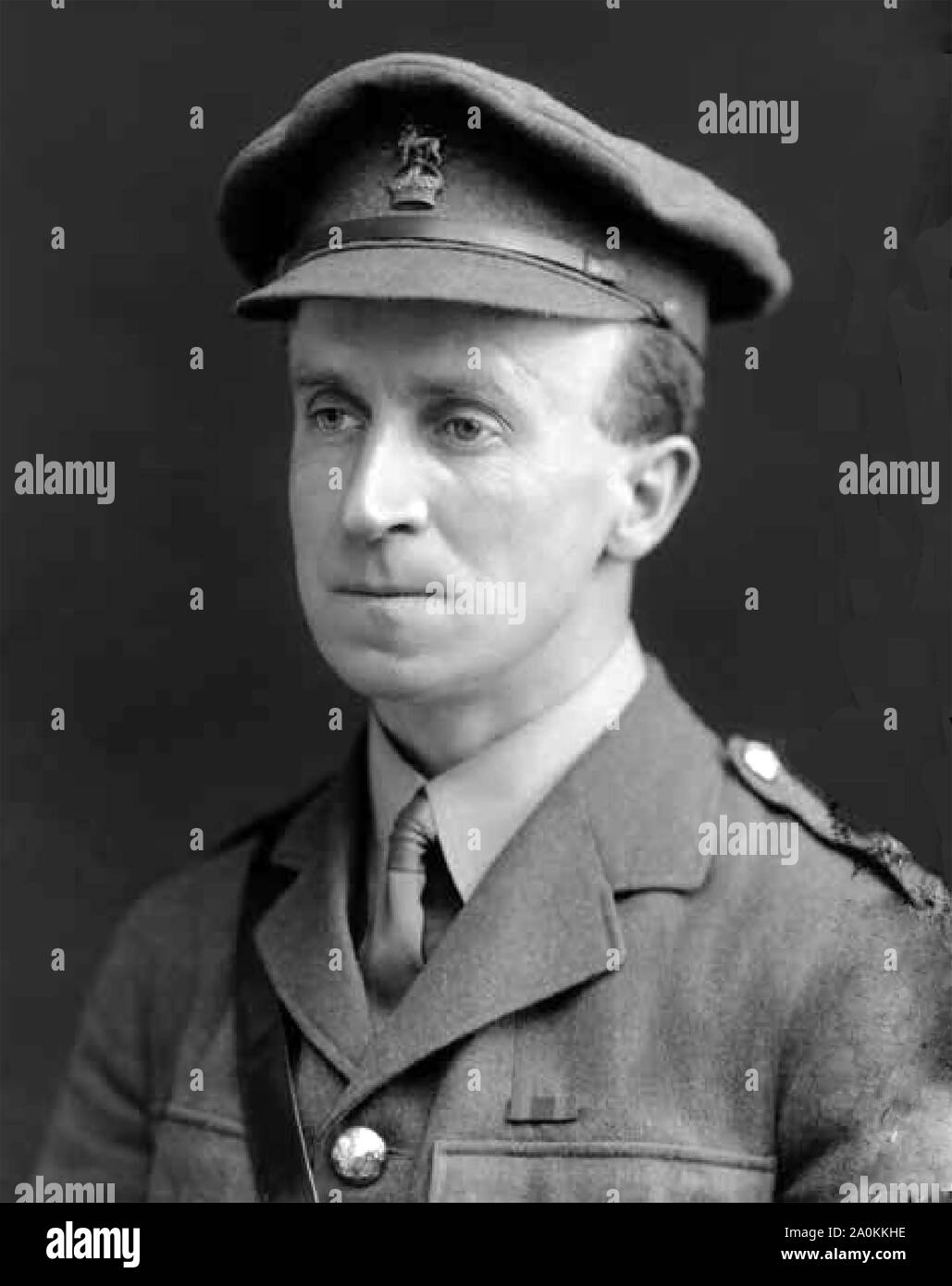 JOHN BUCHAN (1875-1940) romancier écossais comme un officier de l'armée lors de l'écriture de la propagande pour le gouvernement britannique pendant la PREMIÈRE GUERRE MONDIALE Banque D'Images