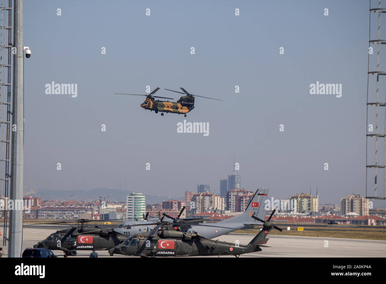 Istanbul, Turquie - Septembre-18,2019 hélicoptère Chinook : vol de démonstration au festival. Banque D'Images