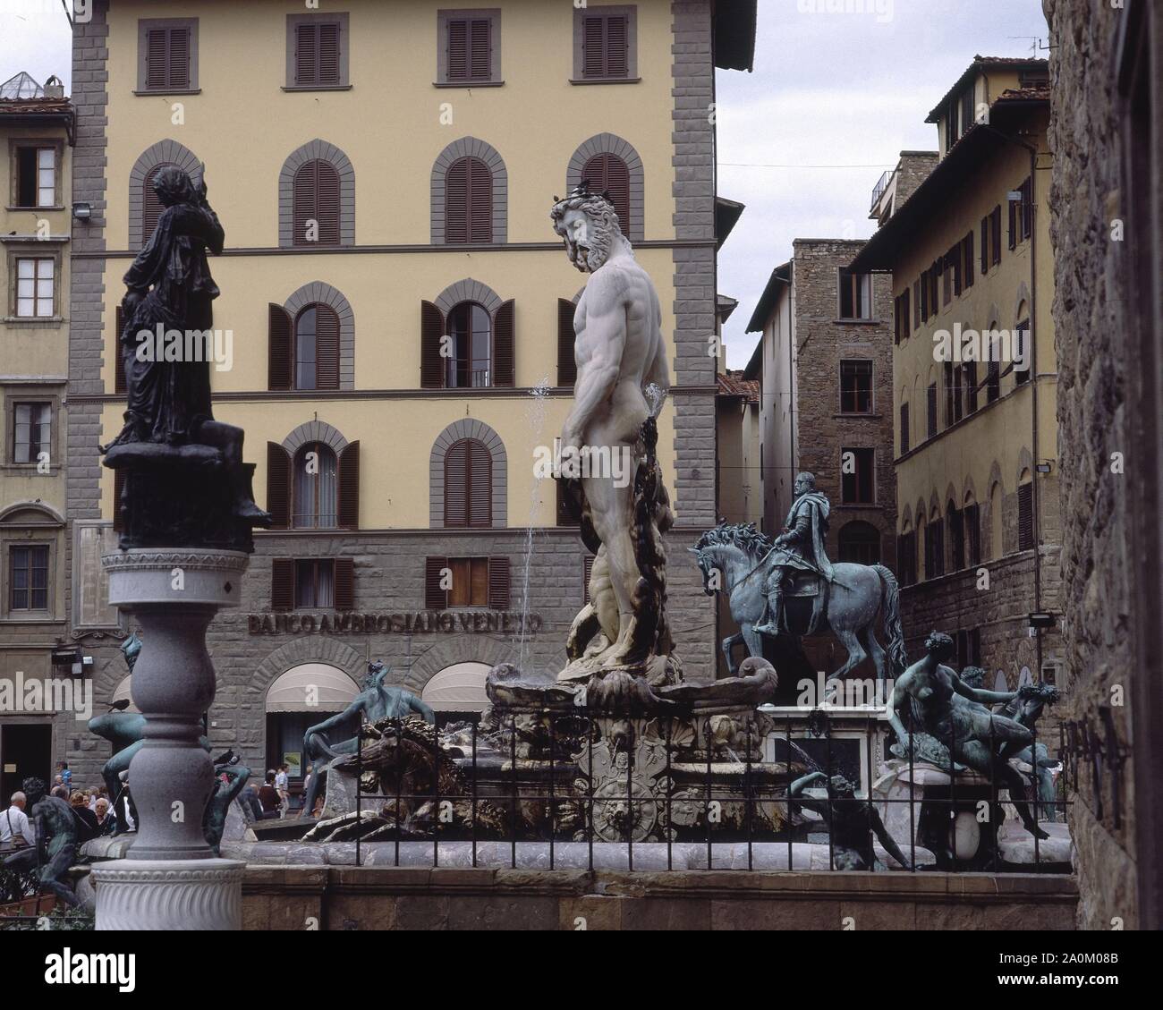 FUENTE DE NEPTUNO Y ESTATUA ECUESTRE DE COSME I DE MÉDICIS PLAZA DE LA SEÑORIA. Auteur : Bartolomeo Ammannati. Lieu : extérieur. Florenz. ITALIA. NEPTUNO. COSIMO I de Médicis. Banque D'Images