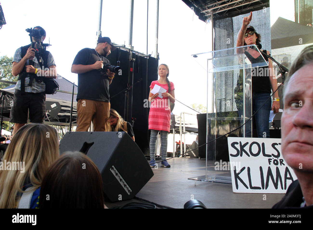 20 septembre 2019, New York, New York, USA : le climat de NEW YORK Mars 2019 Grève des milliers d'étudiants ont défilé avec Greta Thunberg de Foley Square dans le Lower Manhattan à Battery Park. pour protester contre le changement climatique. (Crédit Image : © Bruce Cotler/Globe Photos via Zuma sur le fil) Banque D'Images