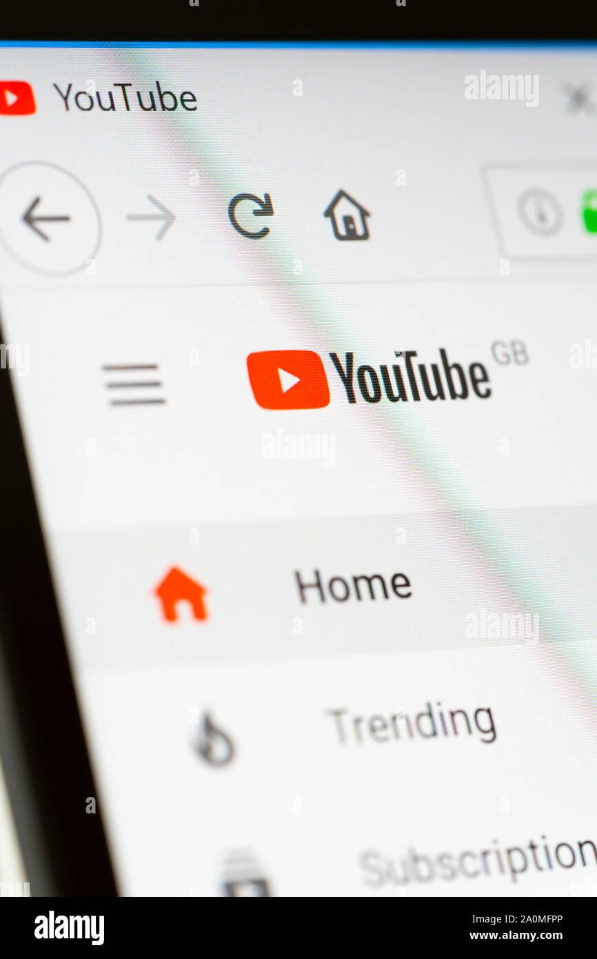 Un gros plan de la vidéo YouTube de partager les médias sociaux site web sur un écran d'ordinateur Banque D'Images