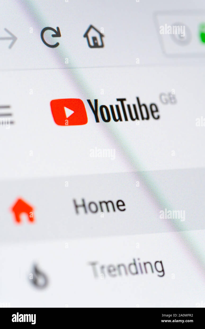Un gros plan de la vidéo YouTube de partager les médias sociaux site web sur un écran d'ordinateur Banque D'Images