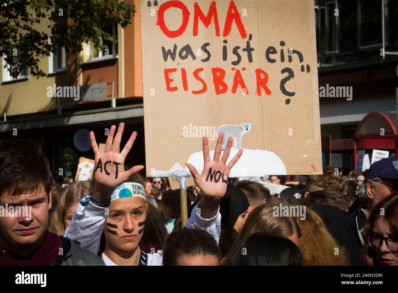 20 septembre 2019 - Cologne, Allemagne. Vendredi pour le climat futur grève. Journée mondiale d'action initiée par les jeunes appelant à un changement radical Banque D'Images
