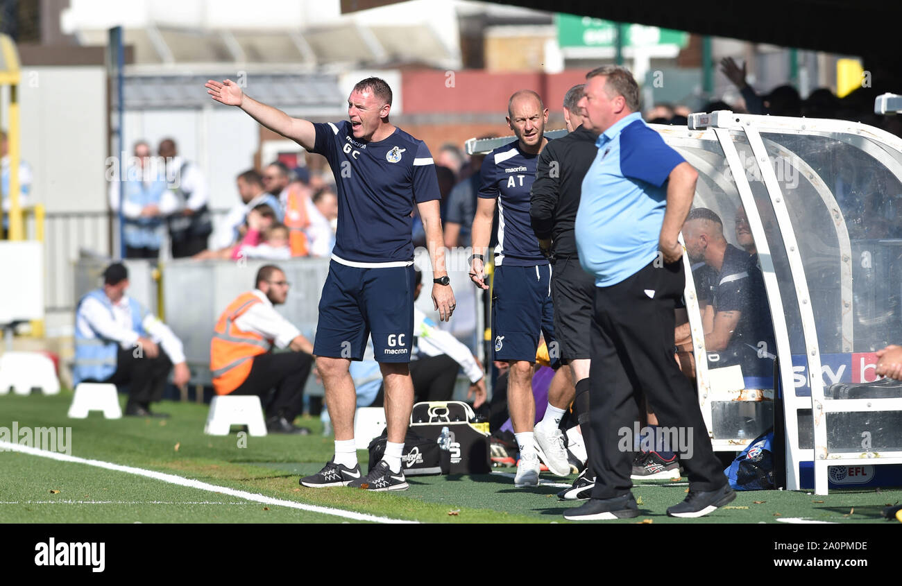 London UK 21 Septembre 2019 - Bristol Rovers manager Graham Coughlan crie des instructions pendant le ciel parier League One match de football entre l'AFC Wimbledon et Bristol Rovers au Cherry Red Records Stadium - usage éditorial uniquement. Pas de merchandising. Pour des images de football Premier League FA et restrictions s'appliquent inc. aucun internet/mobile l'usage sans licence FAPL - pour plus de détails Football Dataco contact . Crédit photo : Simon Dack TPI / Alamy Live News Banque D'Images