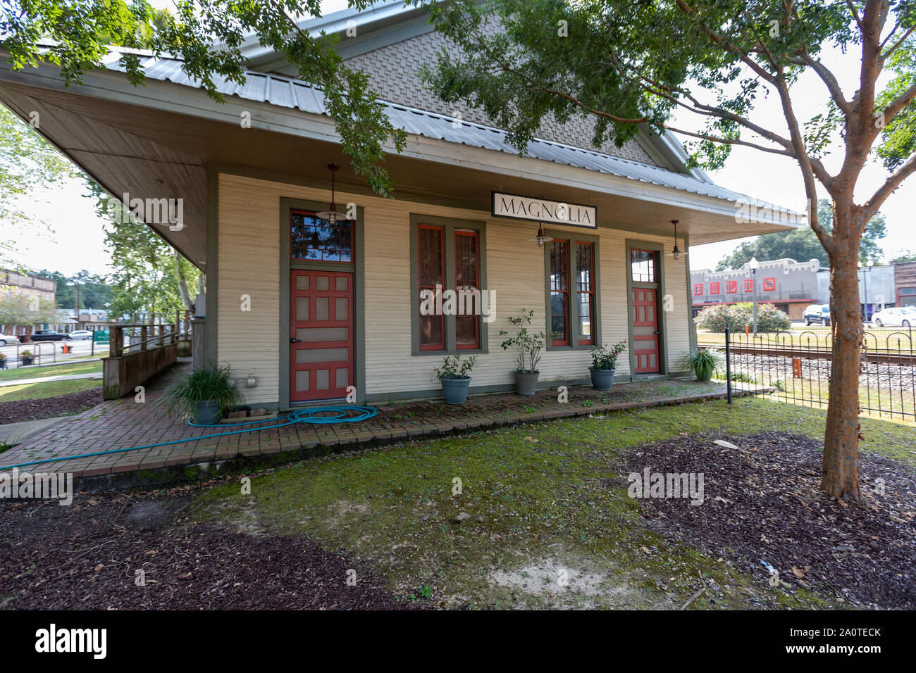 Magnolia, MS - USA, le 17 septembre 2019 : Magnolia, Mme Hôtel de ville dans un vieux train depot Banque D'Images