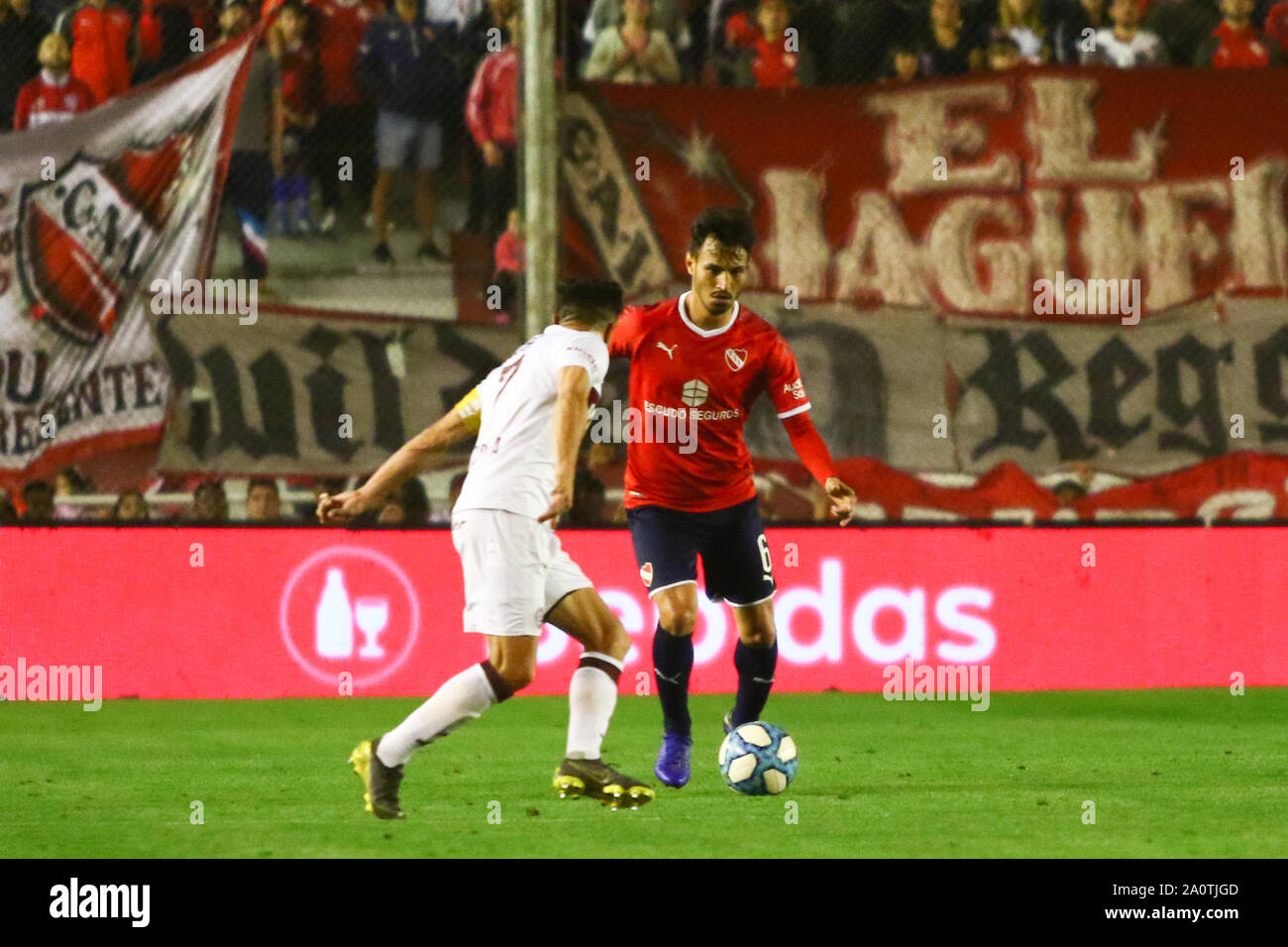 BUENOS AIRES, 14.09.2019 : Juan Sanchez Miño pendant le match entre Independiente et Lanús en Libertadores de América Stadium à Buenos Aires, Argentine Banque D'Images