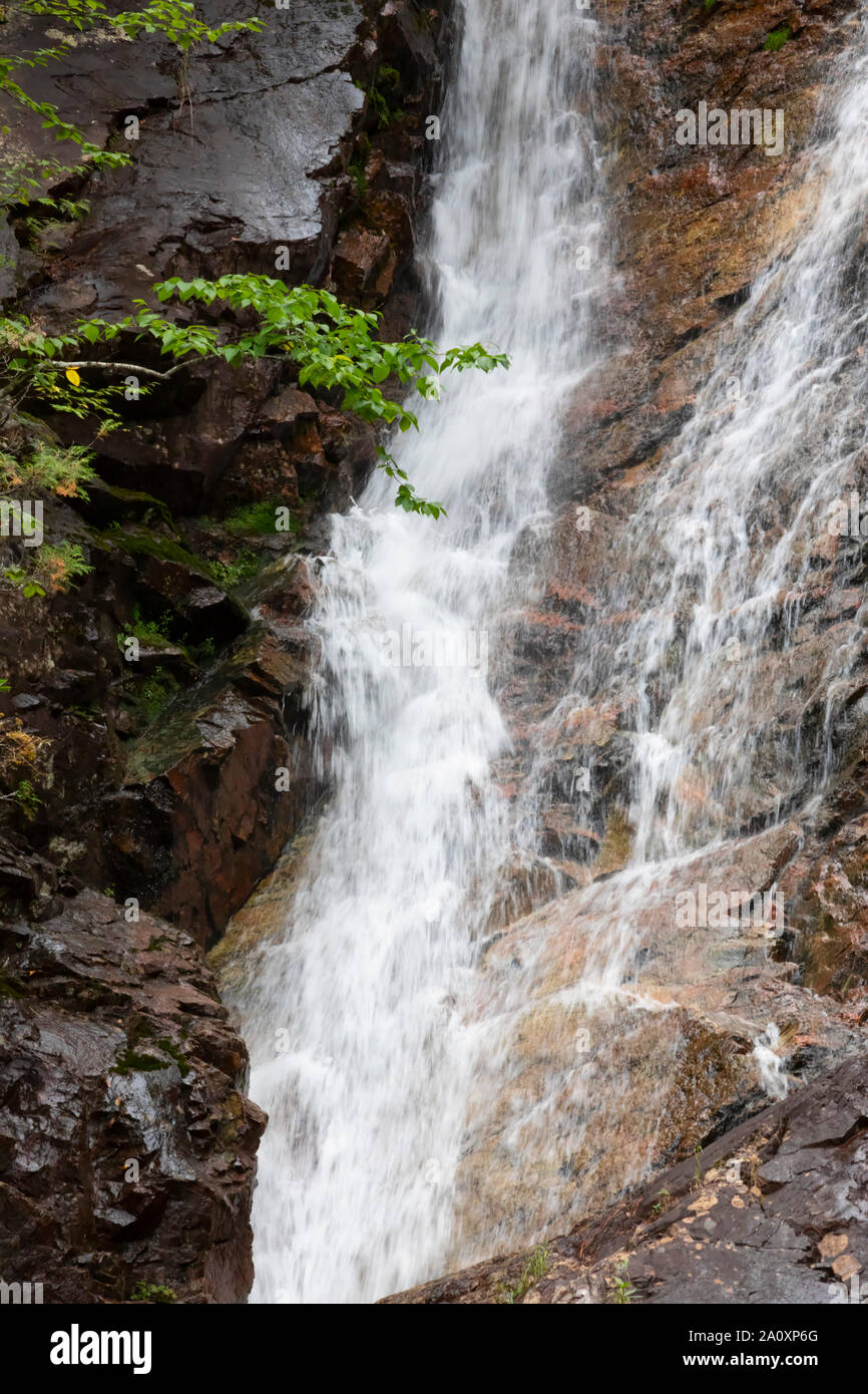 Black Beaver Falls, Agawa Canyon, Ontario, Canada Banque D'Images