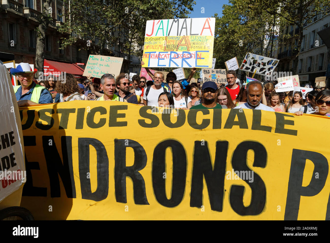 Paris, France. Sep 21, 2019. Cyril Dion, Lambert Wilson et Jean-Baptiste Reddé assister à la manifestation pour le climat et la biodiversité. Banque D'Images