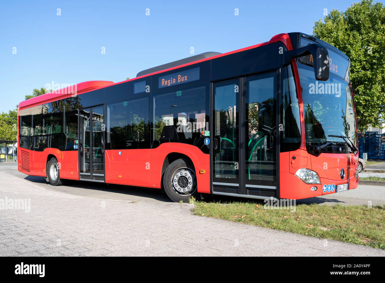 DB Regio bus Mercedes-Benz Citaro. DB Regio Bus est une filiale de Deutsche Bahn et l'un des plus grands fournisseurs de transport bus allemand. Banque D'Images