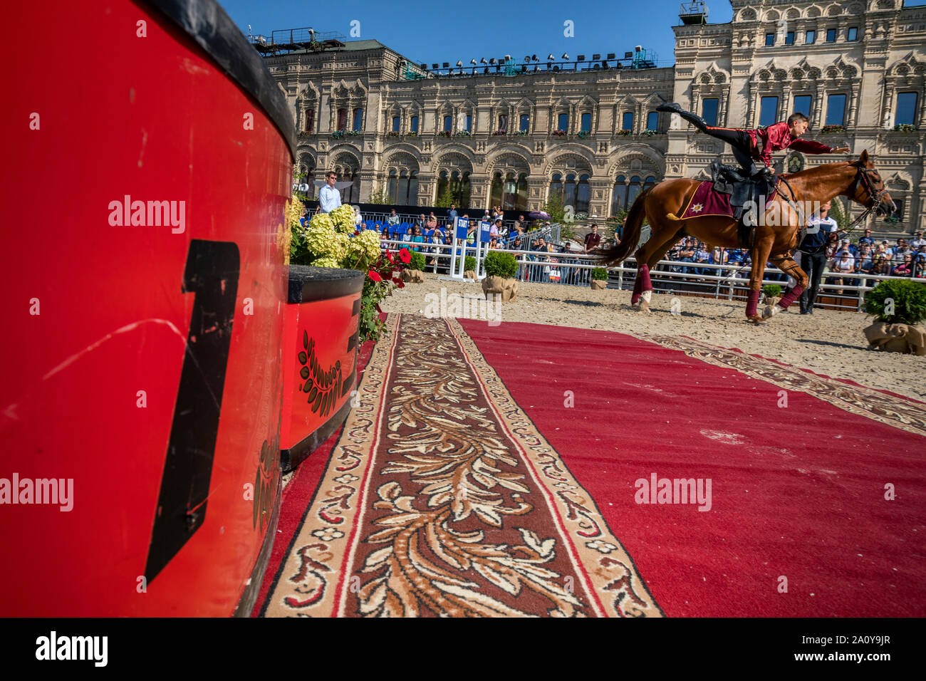 Concours pour les enfants dans l'équitation pour le prix du festival de musique "passkaya Tour' à un manège de l'école d'équitation du Kremlin sur la Place Rouge Banque D'Images