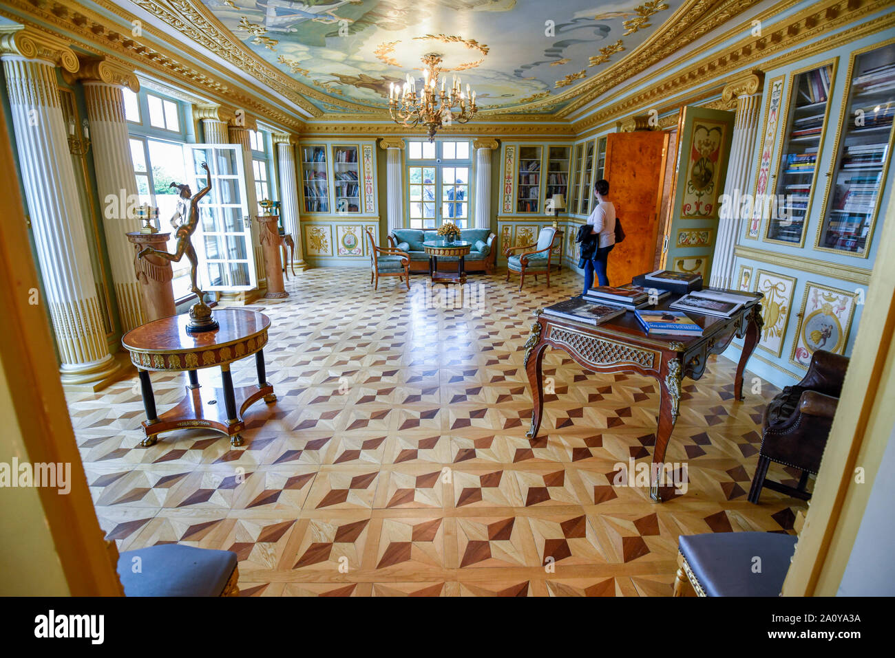 Londres, Royaume-Uni. 22 septembre 2019. Dernier étage bibliothèque. La  Maison Blanche à Ealing, à l'ouest de Londres, s'ouvre aux visiteurs au  cours de la 28e Journée portes ouvertes, où il y a