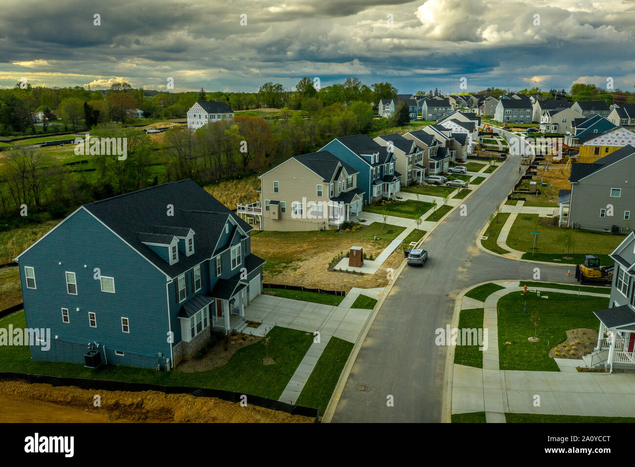 Vue aérienne de la nouvelle construction américain typique de la rue du quartier dans le Maryland pour la classe moyenne supérieure, les maisons unifamiliales USA real estate Banque D'Images
