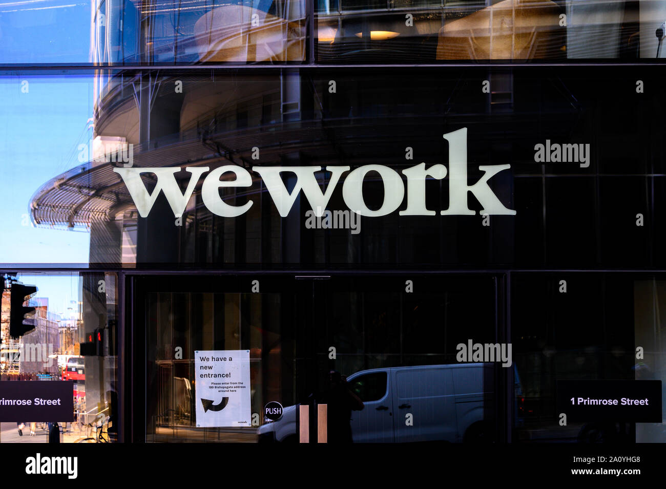 Londres, Royaume-Uni - 21 septembre 2019 : une vue de l'Wework le partage des bureaux sur Bishopsgate Street à Londres Banque D'Images