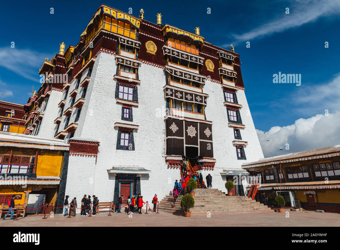 Palais du Potala est l'un des plus lieux saints de tous les bouddhistes Tibétains du Tibet pour, et est le siège du dalaï-lama. Banque D'Images