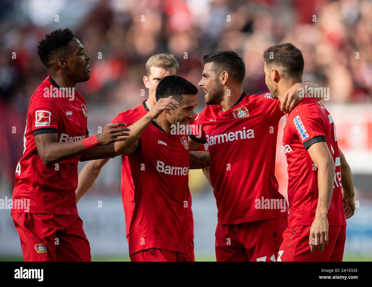 Leverkusen, Allemagne. Sep 21, 2019. jubilation Lev vr Lucas ALARIO (LEV), Kevin VOLLAND (LEV), Charles ARANGUIZ (LEV), Wendell (LEV), l'objectif de 1 : 0, football 1. Bundesliga, 5.journée, Bayer 04 Leverkusen (LEV) - Union Berlin (UB), le 21.09.2019 à Leverkusen/Allemagne. ¬ | Conditions de crédit dans le monde entier : dpa/Alamy Live News Banque D'Images