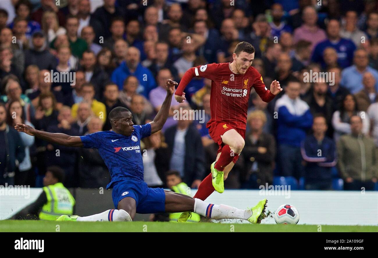 Londres, Royaume-Uni. Sep 23, 2019. Le centre de Liverpool, Andrew Robertson (R) s'éloigne de Chelsea's Fikayo Tomori pendant l'English Premier League match entre Chelsea et Liverpool à Stamford Bridge à Londres, Angleterre le 22 septembre, 2019. Source : Xinhua/Alamy Live News Banque D'Images