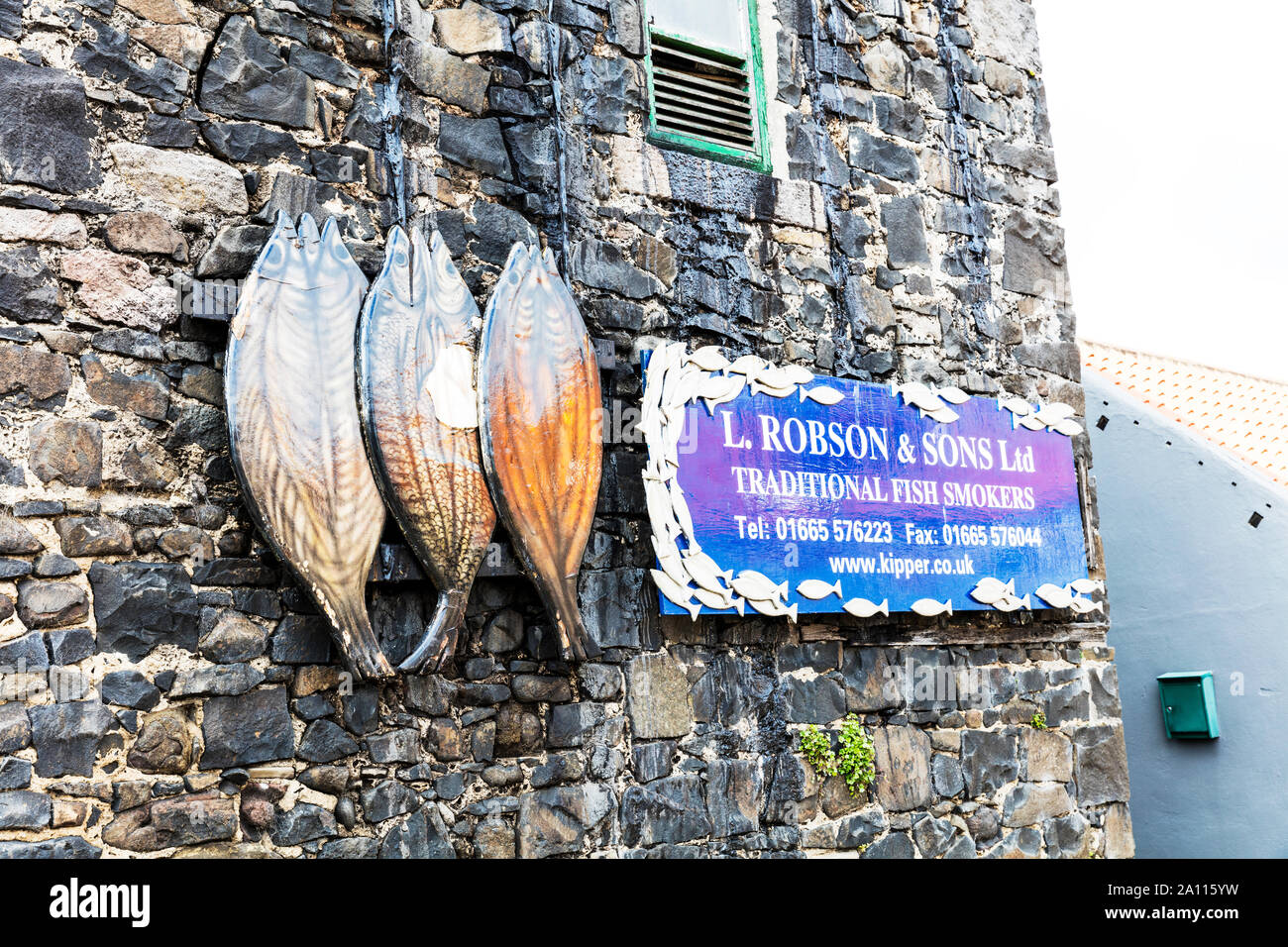 Fumoir avec signe de kipper sur le mur Banque de photographies et d ...