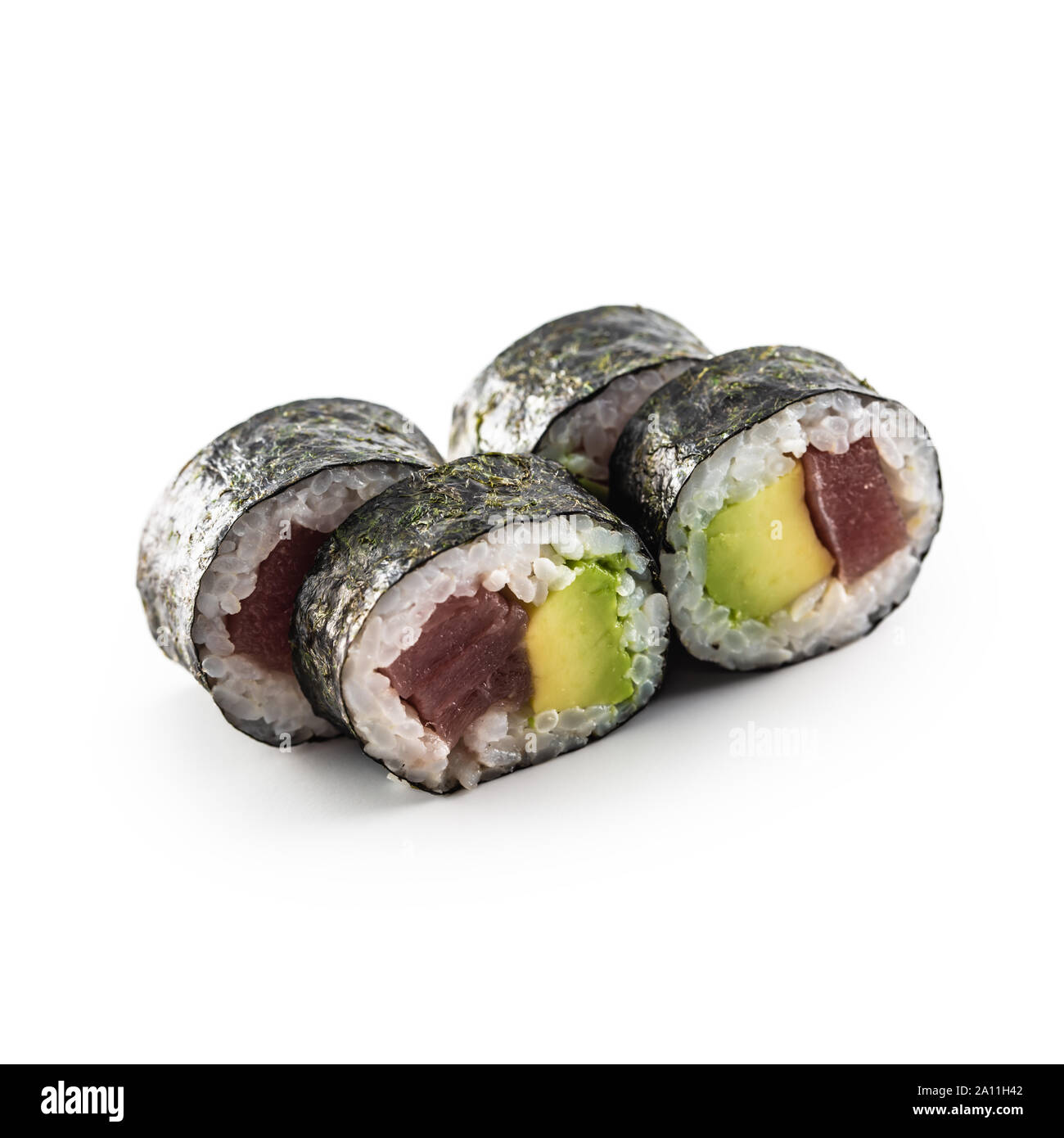 Sushi Maki différents types isolé sur fond blanc Banque D'Images