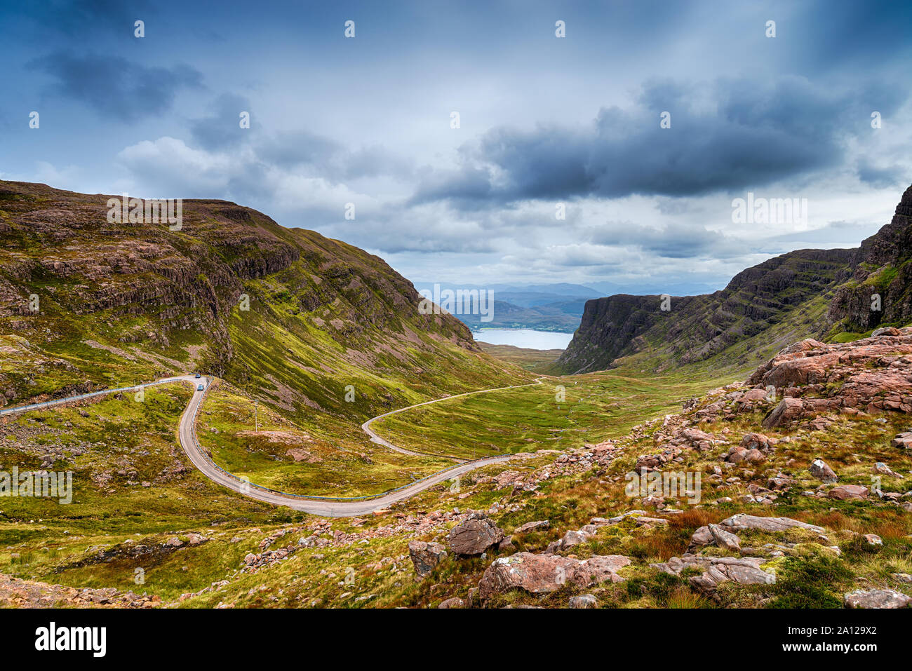 Le Bealach na Ba mountain pass road à Herstal dans les Highlands d'Ecosse Banque D'Images