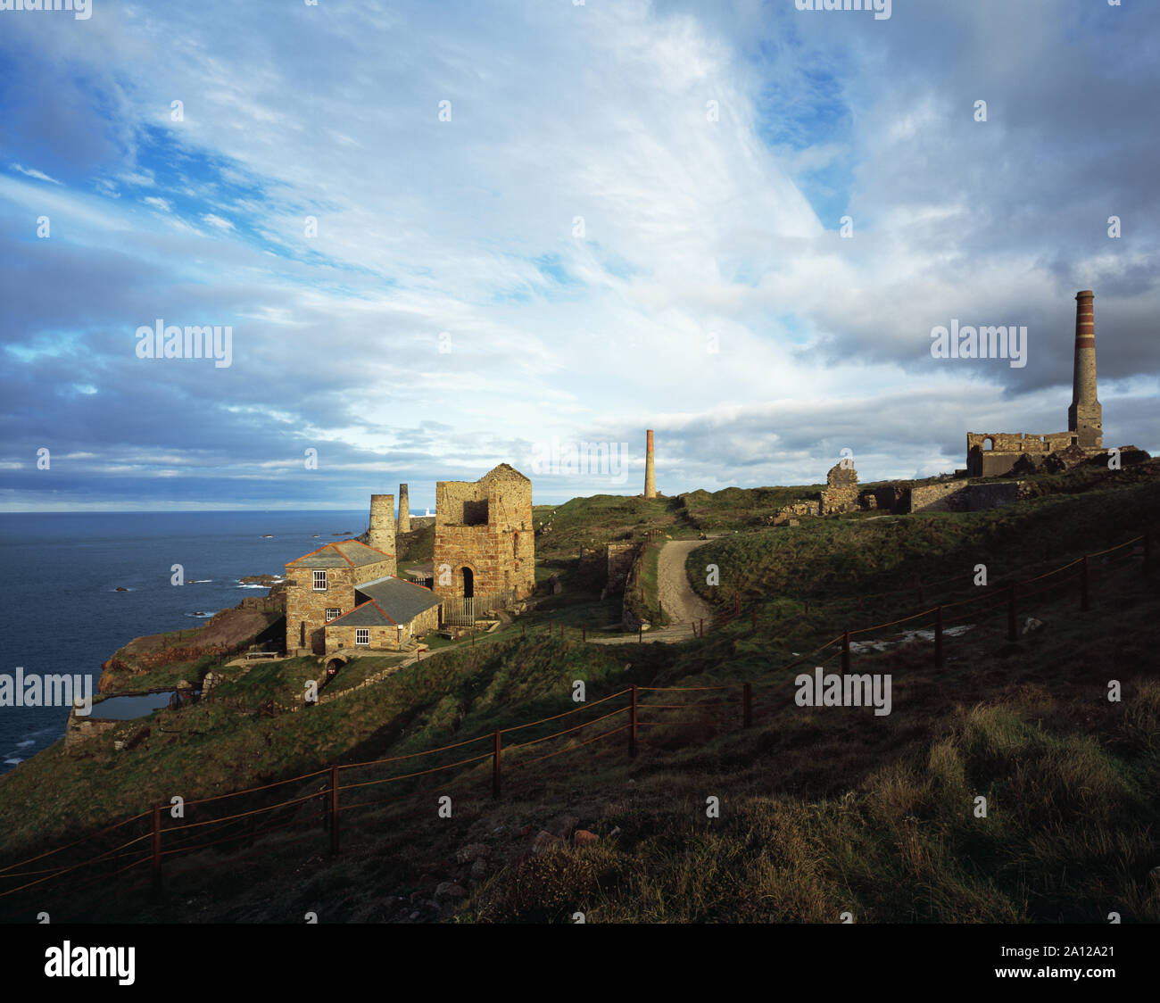 Levant Mine et Beam Engine (restauré), Trewellard, Pendeen, Penzance, West Penwith, Cornwall. National Trust, site du patrimoine mondial de Cornish Mining. Banque D'Images