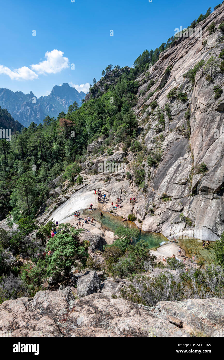 Canyon Purcaraccia à Bavella en été, une destination touristique célèbre et de l'attraction (pour le canyoning, randonnées). Corse, France Banque D'Images