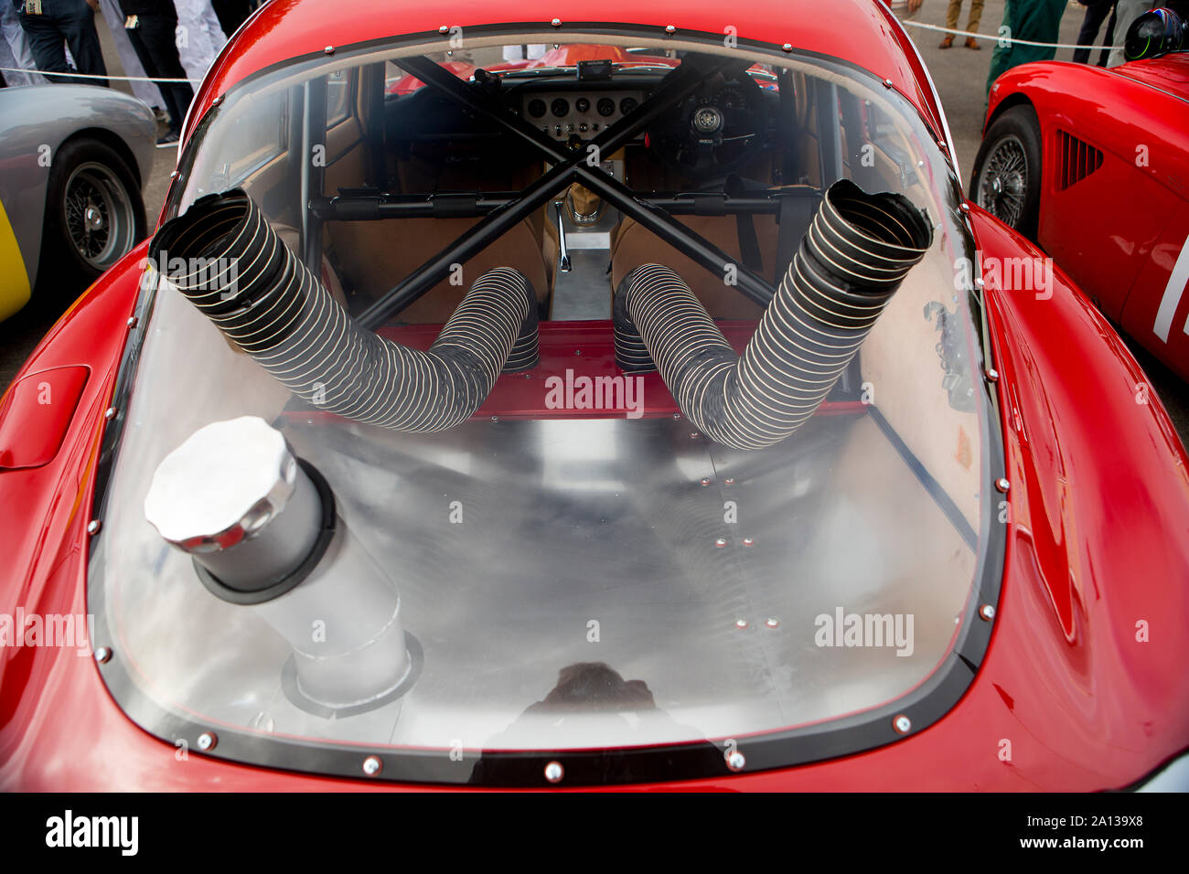 1961 Jaguar E-type FHC conduit par Mark Midgley & Calum Lockie dans la course au Trophée Kinrara Goodwood Revival 13 Sept 2019 à Chichester, Angleterre. Banque D'Images