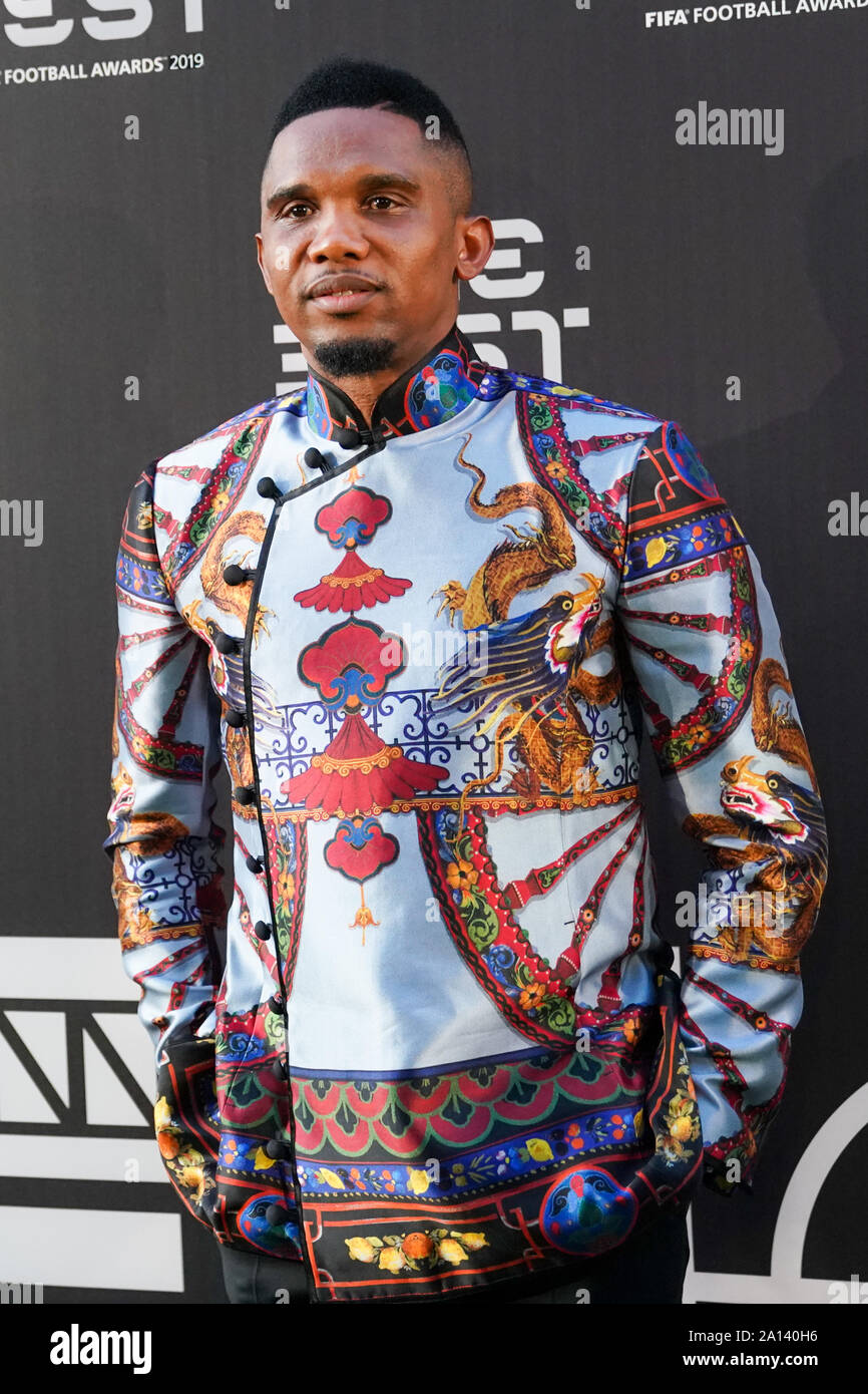 Milan, Italie. 29Th Sep 2019. Samuel Eto'o, un ancien joueur de football professionnel sur le tapis vert au cours de la meilleure FIFA Football Awards 2019 au Teatro alla Scala, le 23 septembre 2019 à Milan, Italie, (Photo : Daniela Porcelli) : Crédit Photo de presse Sport/Alamy Live News Banque D'Images