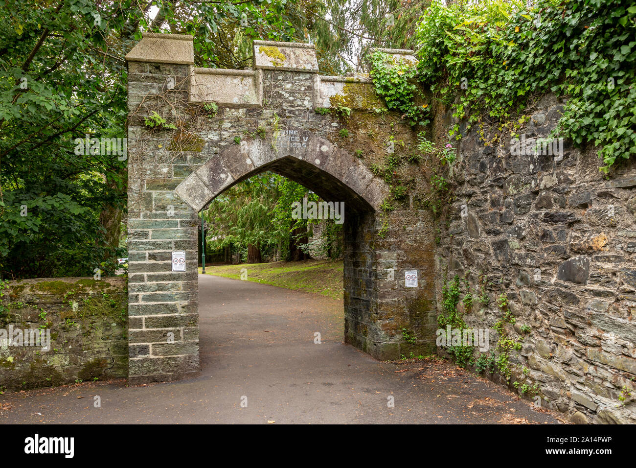 Old Stone Gate à Tavistock, Devon, Angleterre Banque D'Images