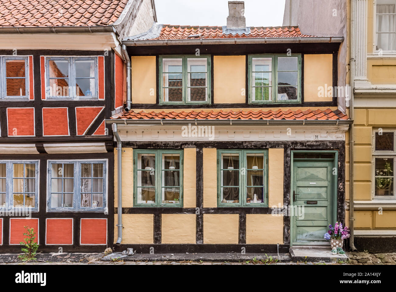 Un cadre idyllique street d'anciennes maisons à colombages dans le mariage-island Aero, le Danemark, le 13 juillet 2019 Banque D'Images