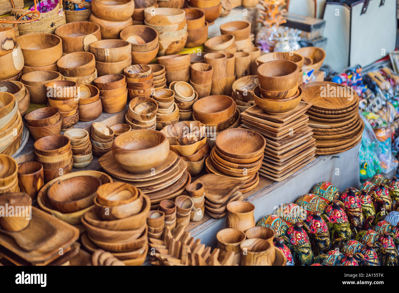 Souvenirs typiques et de l'artisanat de Bali au célèbre marché d'Ubud Photo  Stock - Alamy